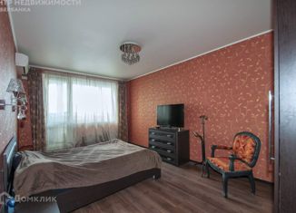 Продаю трехкомнатную квартиру, 71.6 м2, Москва, улица Генерала Кузнецова, 16к1, улица Генерала Кузнецова