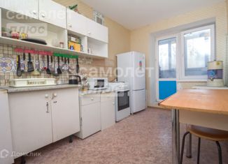 Продаю 2-ком. квартиру, 59 м2, Республика Башкортостан, улица Георгия Мушникова, 27