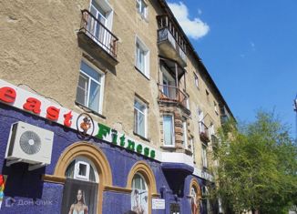 Продаю трехкомнатную квартиру, 55 м2, Новосибирск, улица Бурденко, 21, улица Бурденко