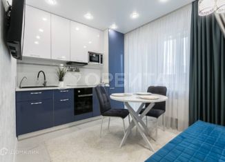 Продаю однокомнатную квартиру, 37.2 м2, Тюмень, улица Валентины Трофимовой, 11, ЖК Квартал 1964