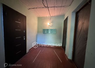 2-комнатная квартира на продажу, 50.2 м2, посёлок Ильинский, улица Теплоуховых, 37