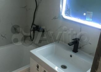 3-комнатная квартира на продажу, 72 м2, Салават, улица Губкина, 15