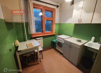 Продаю трехкомнатную квартиру, 46.8 м2, Рязань, Интернациональная улица, 13к1