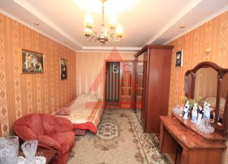 Продажа 3-ком. квартиры, 65 м2, Челябинская область, улица Комарова, 133Б