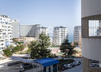 Продается 4-комнатная квартира, 119 м2, посёлок городского типа Гурзуф, Ялтинская улица, 16