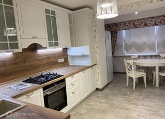 Сдаю в аренду 4-комнатную квартиру, 108 м2, Севастополь, проспект Героев Сталинграда, 51, Гагаринский район