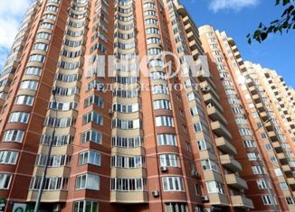 Продается 2-комнатная квартира, 58.9 м2, Москва, улица Новаторов, 6, улица Новаторов