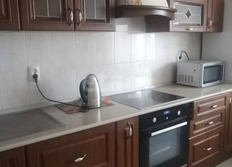 Продаю 2-ком. квартиру, 63 м2, Саратов, Советская улица, 86/70, Фрунзенский район