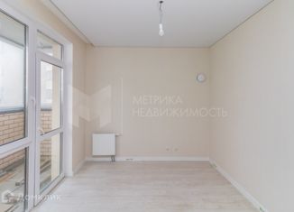 Продаю 3-ком. квартиру, 88.5 м2, Тюмень, 2-я Луговая улица, 24к2, ЖК Салют