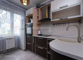 Продам 3-комнатную квартиру, 62.8 м2, Новосибирская область, улица Саввы Кожевникова, 5