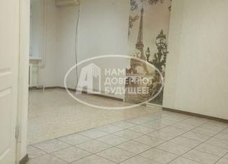 Продается 1-ком. квартира, 28 м2, Губаха, Октябрьский проспект, 10