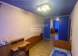 Продается 3-комнатная квартира, 66.5 м2, Кировская область, проспект Строителей, 28