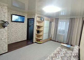 Продаю двухкомнатную квартиру, 44.2 м2, Стерлитамак, улица Нахимова, 2А