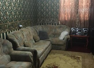 Продается 3-ком. квартира, 60 м2, Краснодар, улица Мира, 80, улица Мира