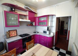 Трехкомнатная квартира на продажу, 64 м2, Самара, улица Свободы, 81А, метро Безымянка