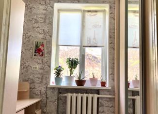 Трехкомнатная квартира на продажу, 40 м2, Ростов-на-Дону, Российская улица, 14