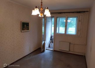 Продаю комнату, 59.6 м2, Санкт-Петербург, улица Добровольцев, 46, метро Проспект Ветеранов