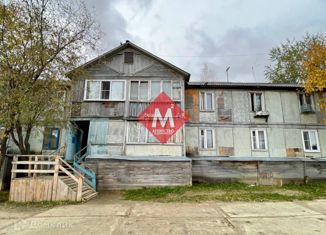 Продаю 2-ком. квартиру, 50.2 м2, Нягань, Интернациональная улица, 55