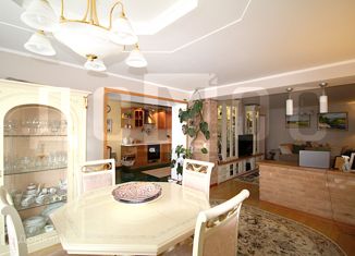 3-комнатная квартира на продажу, 102 м2, Екатеринбург, улица Академика Шварца, 8к1, улица Академика Шварца