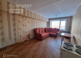 Продаю 3-ком. квартиру, 49.8 м2, Стерлитамак, улица Кочетова, 45