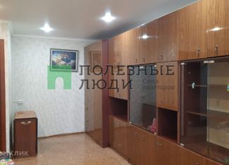 Сдам в аренду однокомнатную квартиру, 36 м2, Альметьевск, улица Гафиатуллина, 51А