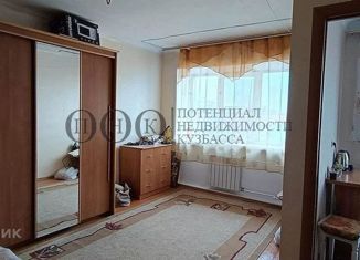 Продается 1-комнатная квартира, 30 м2, Кемерово, улица Кирова, 28А