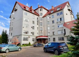 Продается 4-ком. квартира, 155.3 м2, Казань, Советский район, улица Николая Ершова, 49В