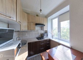 Продам 3-комнатную квартиру, 54 м2, Москва, район Раменки, Мосфильмовская улица, 39к1