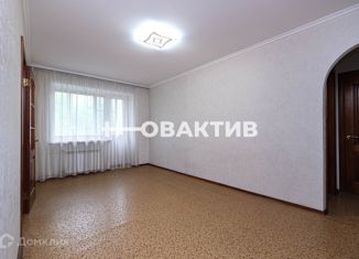 Продажа трехкомнатной квартиры, 57.4 м2, Новосибирск, Большевистская улица, 171
