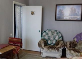 Продается трехкомнатная квартира, 63 м2, село Лесниково, микрорайон КГСХА, 5