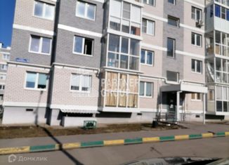 Продаю 2-ком. квартиру, 50 м2, посёлок Петровский, улица Лётчика Пирожкова, 6