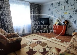 Продажа 4-ком. квартиры, 83.3 м2, Нытва, проспект Ленина, 27/1