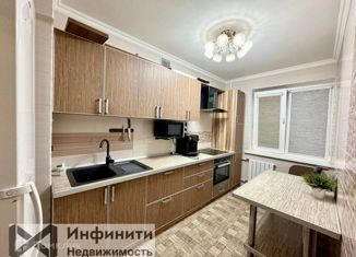 Продается трехкомнатная квартира, 70.3 м2, Ставрополь, улица 50 лет ВЛКСМ, 24/1