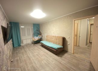 Продаю 3-ком. квартиру, 72.1 м2, Пласт, улица Сумина, 1