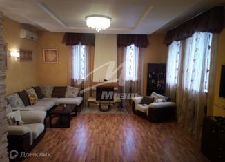 Дом в аренду, 320 м2, деревня Сырьево, улица Николая Александрова