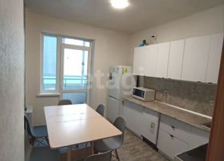 Продажа 2-комнатной квартиры, 43 м2, Екатеринбург, улица Калинина, 59