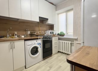 Продажа 2-комнатной квартиры, 47 м2, Астраханская область, улица Кирова, 96А