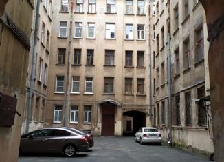 Продажа 4-комнатной квартиры, 80.4 м2, Санкт-Петербург, 14-я линия Васильевского острова, 45, метро Василеостровская