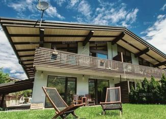 Продаю дом, 220 м2, посёлок городского типа Красная Поляна, Дальняя улица