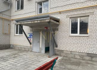 1-комнатная квартира на продажу, 53 м2, Кропоткин, Свободная улица, 16к3