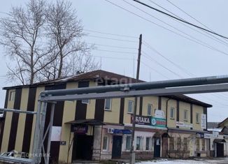 Продаю офис, 238.3 м2, Ирбит, улица Революции, 10