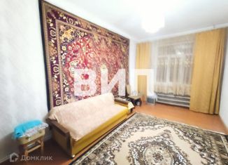 Продаю двухкомнатную квартиру, 56 м2, Лабинск, улица Черняховского, 4
