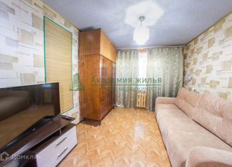 Продаю 3-ком. квартиру, 62.7 м2, Энгельс, улица Колотилова, 12