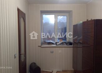 Трехкомнатная квартира на продажу, 45 м2, поселок Костенец, поселок Костенец, 1