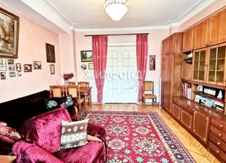 Продам пятикомнатную квартиру, 117.4 м2, Новосибирск, Красный проспект, 33, Центральный район