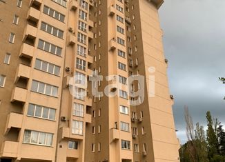 Продам 2-ком. квартиру, 45 м2, Ялта, улица Сеченова, 21/31к5