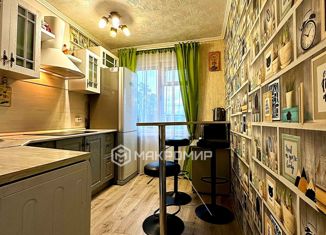 Продается четырехкомнатная квартира, 62 м2, Новодвинск, улица 3-й Пятилетки, 29