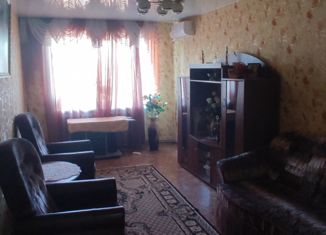 Продается двухкомнатная квартира, 47.2 м2, Армянск, Симферопольское шоссе, 3