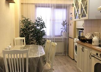 Продам 2-ком. квартиру, 80 м2, Ессентуки, Никольская улица, 15А