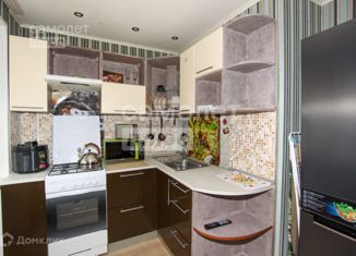 Продается 3-ком. квартира, 50.8 м2, Коркино, улица Карла Маркса, 10